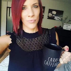 Meet your Posher, Amanda